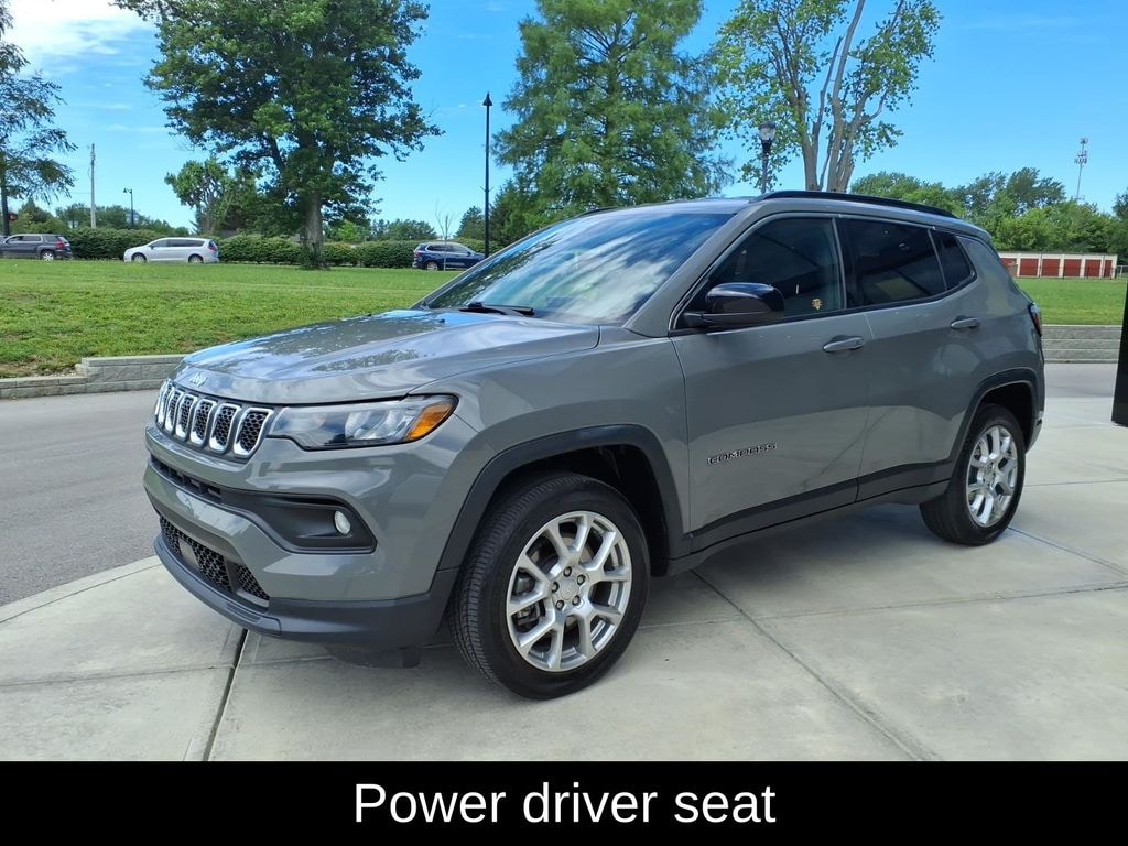 Used 2023 Jeep Compass Latitude Lux SUV