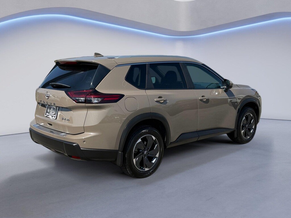 Used 2024 Nissan Rogue SV SUV