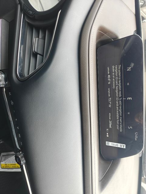 2025 Mazda CX-30 Premium - Photo 19
