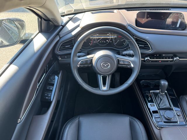 2025 Mazda CX-30 Premium - Photo 12