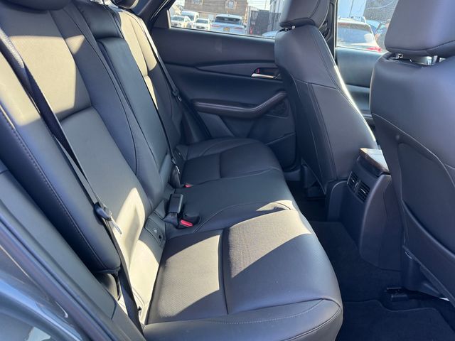 2025 Mazda CX-30 Premium - Photo 31