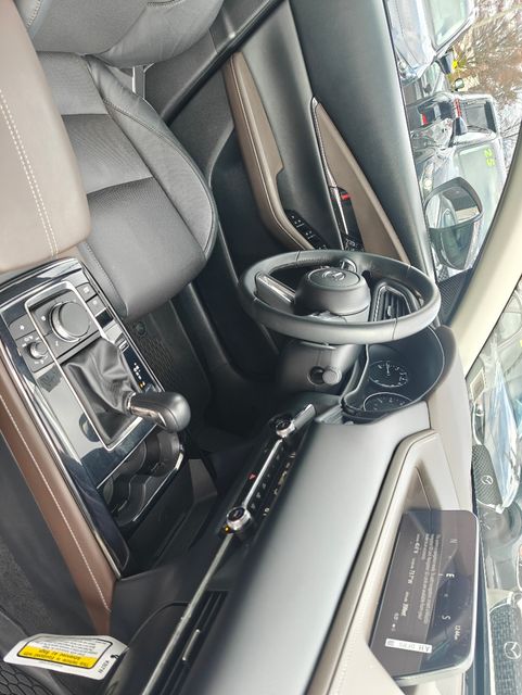 2025 Mazda CX-30 Premium - Photo 27