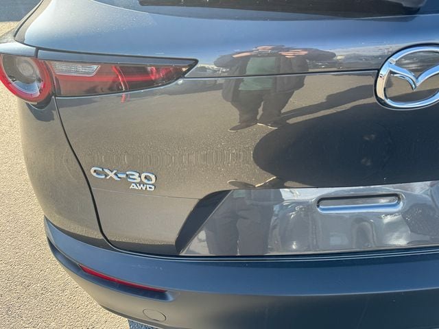 2025 Mazda CX-30 Premium - Photo 37