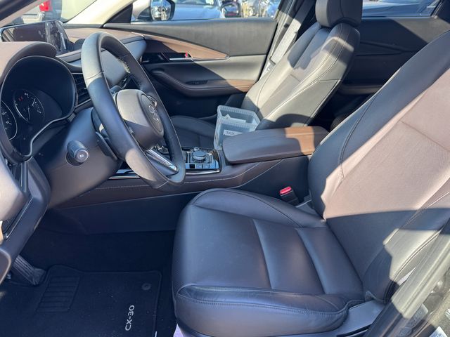 2025 Mazda CX-30 Premium - Photo 25