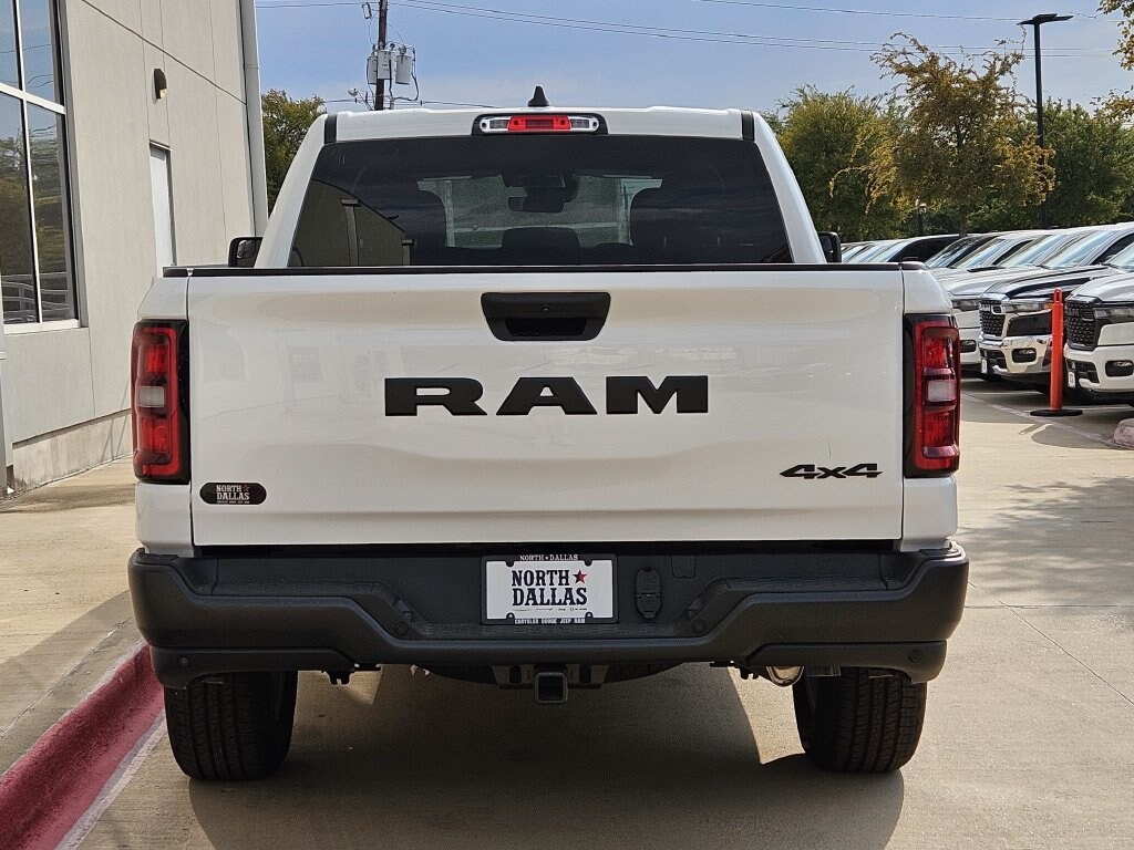 New 2026 Ram 1500 TRADESMAN CREW CAB 4X4 5'7 BOX Pickup