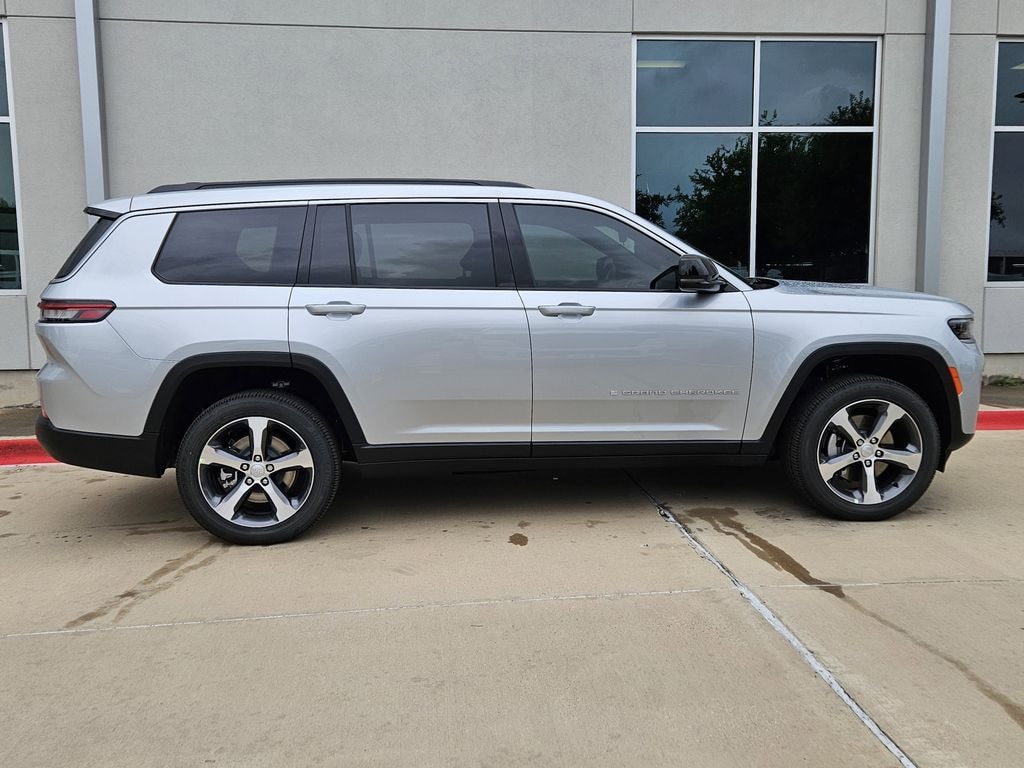New 2026 Jeep Grand Cherokee L L LIMITED 4X2 Sport Utility