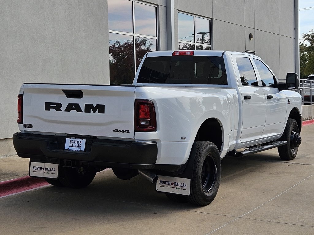 New 2026 Ram 3500 TRADESMAN CREW CAB 4X4 8' BOX Pickup