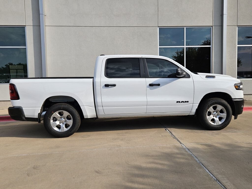 New 2026 Ram 1500 TRADESMAN CREW CAB 4X4 5'7 BOX Pickup
