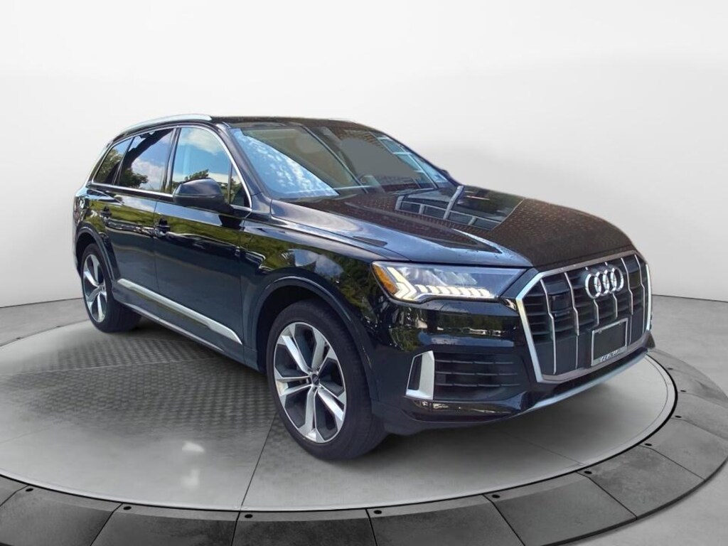 Used 2024 Audi Q7 55 Premium SUV