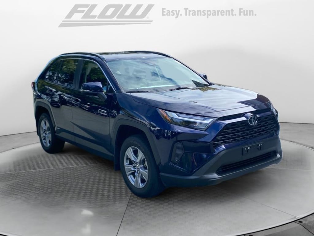 Used 2025 Toyota RAV4 HÃbrido Hybrid XLE SUV