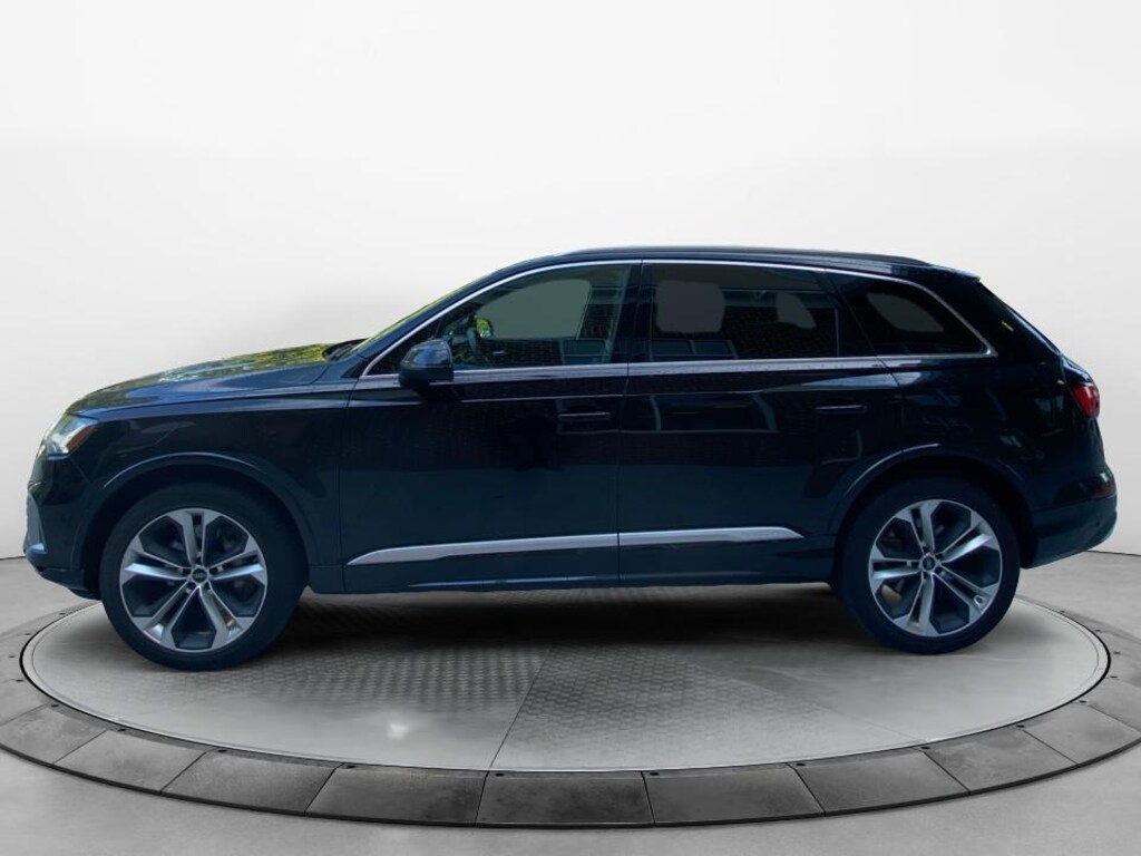 Used 2024 Audi Q7 55 Premium SUV