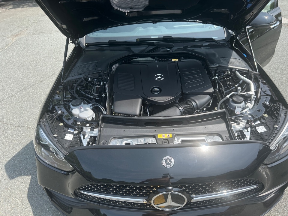 2025 Mercedes-Benz C-Class Sedan C 300 - Photo 16