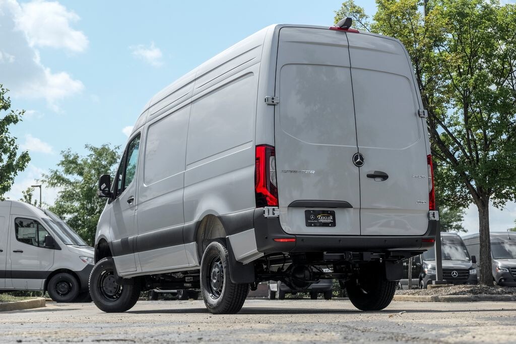 New 2026 Mercedes-Benz Sprinter 2500 Standard Roof 4-Cyl Diesel HO Van Cargo Van