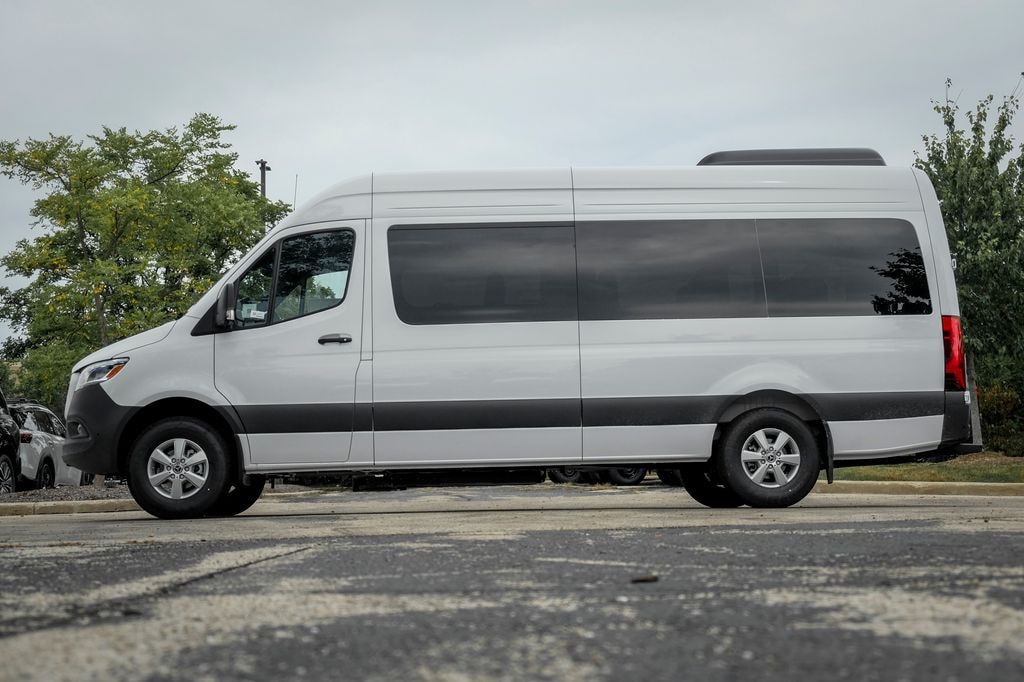 New 2026 Mercedes-Benz Sprinter 2500 Passenger 170 WB Minivan/Van