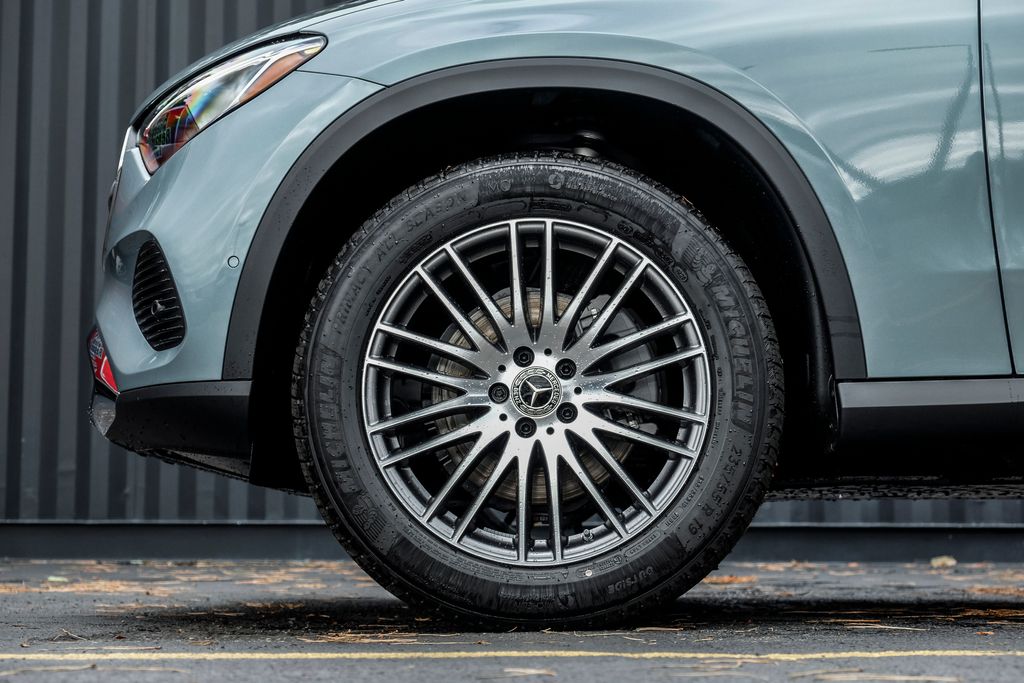 New 2027 Mercedes-Benz GLC GLC 300 SUV