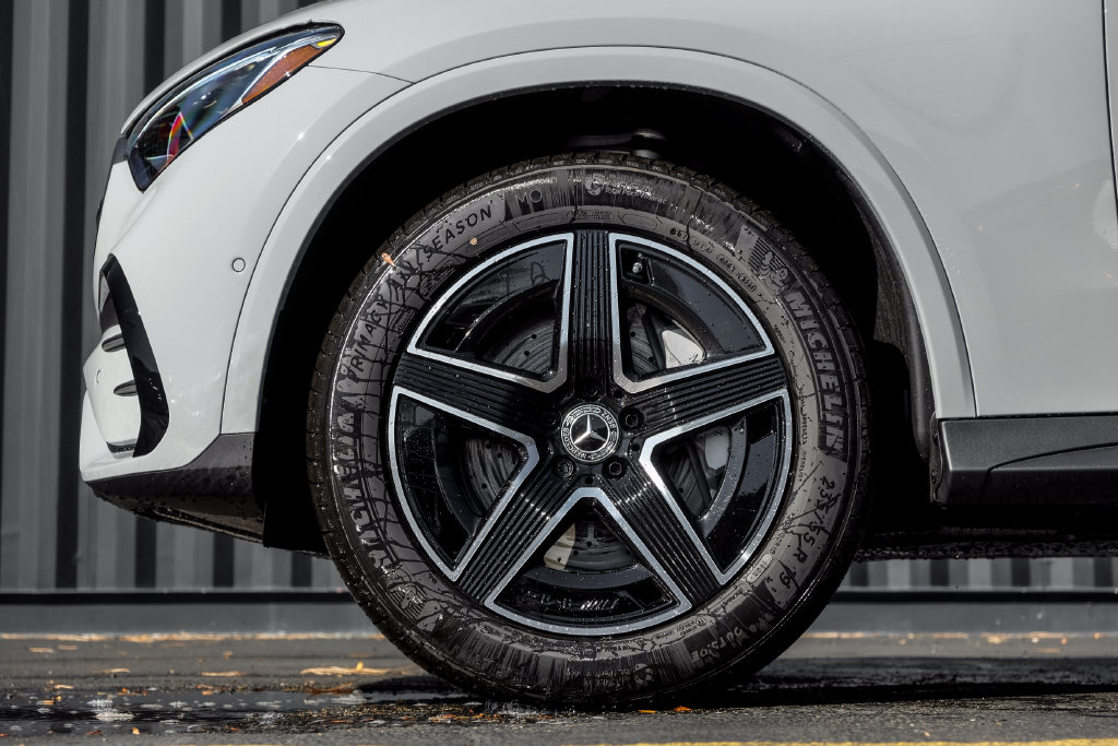 New 2027 Mercedes-Benz GLC GLC 300 SUV