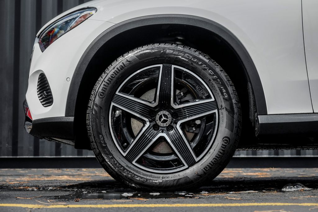 New 2027 Mercedes-Benz GLC GLC 300 SUV