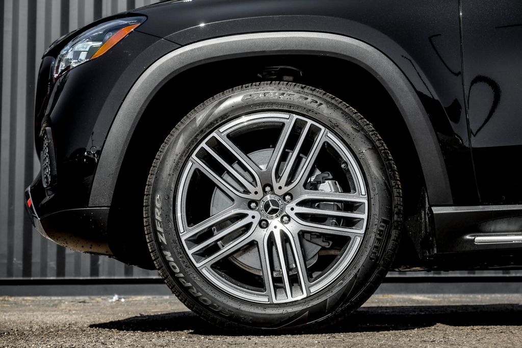 New 2026 Mercedes-Benz GLS GLS 450 SUV