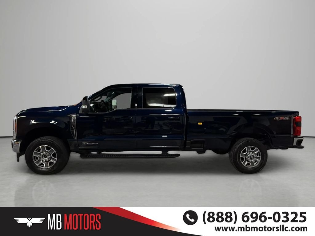 Used 2025 Ford F-350 Lariat Truck Crew Cab