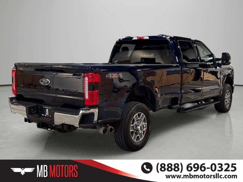 Used 2025 Ford F-350SD Lariat Truck