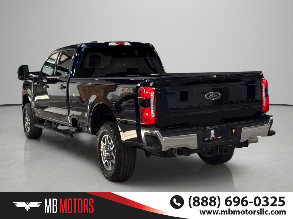 Used 2025 Ford F-350SD Lariat Truck