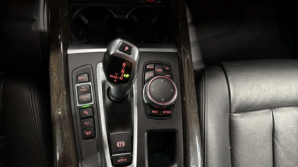 2016 BMW X5 xDrive35i - Photo 30