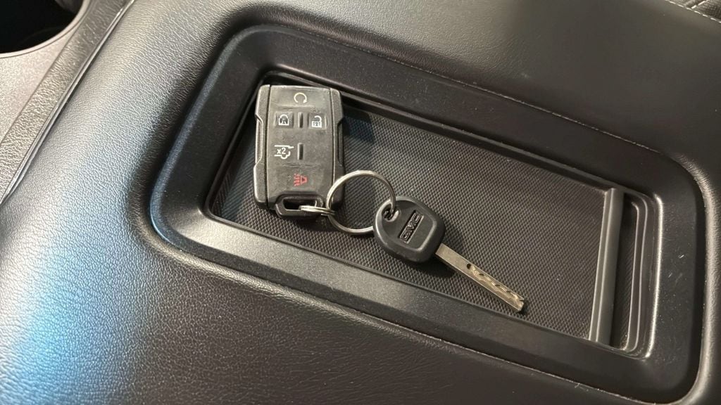 2020 GMC Yukon SLE - Photo 35