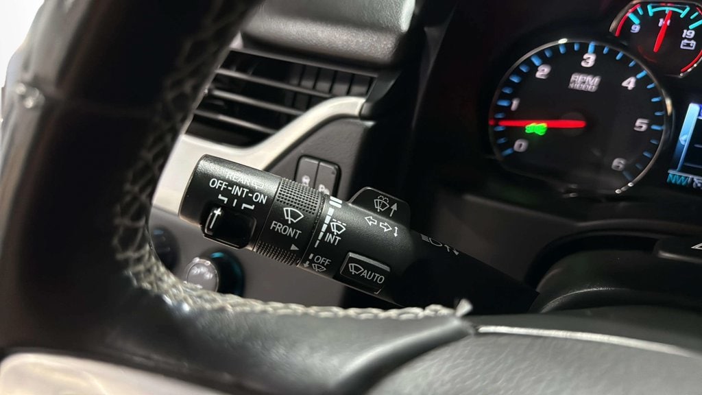 2020 GMC Yukon SLE - Photo 32