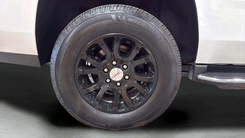 2020 GMC Yukon SLE - Photo 40