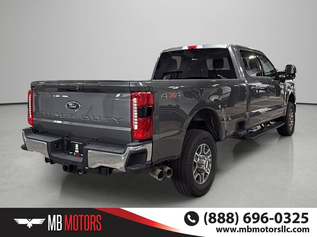 Used 2025 Ford F-350SD Lariat Truck