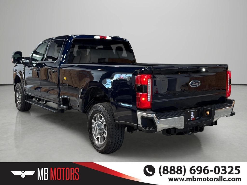 Used 2025 Ford F-350 Lariat Truck Crew Cab