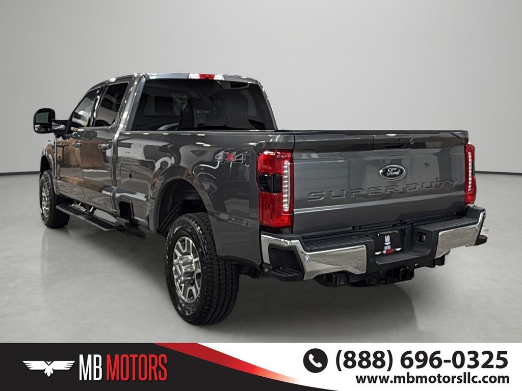 Used 2025 Ford F-350SD Lariat Truck