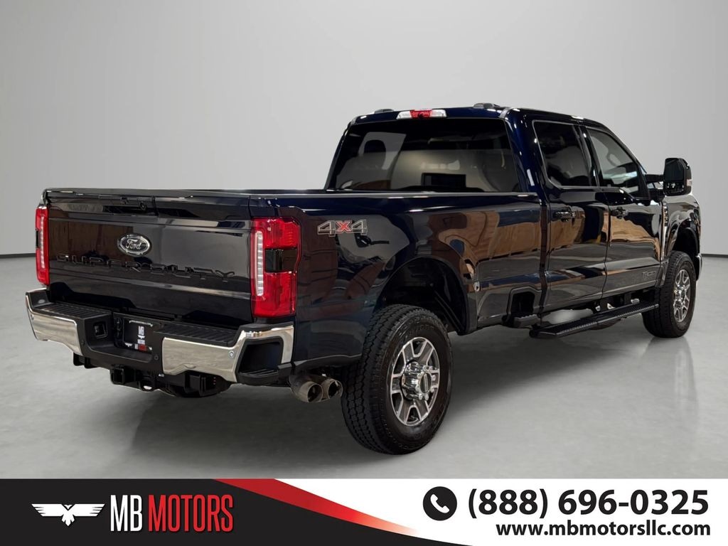 Used 2025 Ford F-350 Lariat Truck Crew Cab