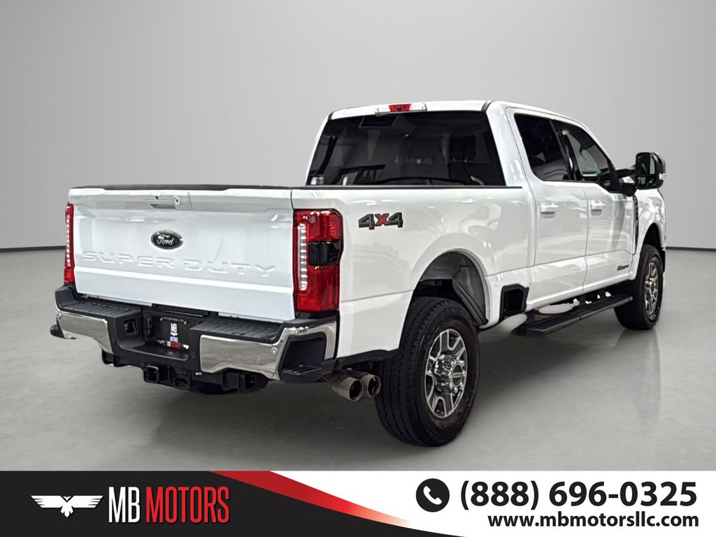 Used 2025 Ford F-350SD Lariat Truck