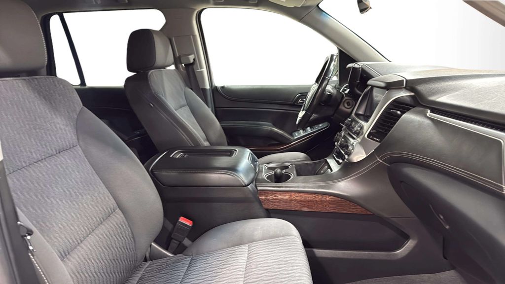 2020 GMC Yukon SLE - Photo 9