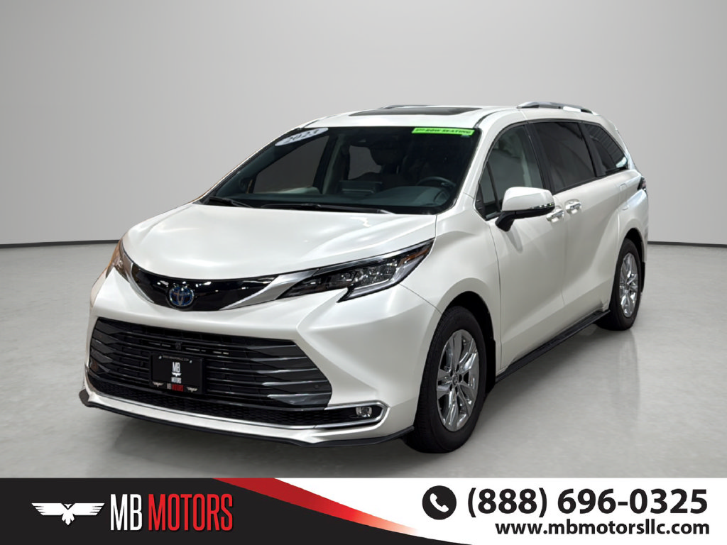 2023 Toyota Sienna Woodland Edition