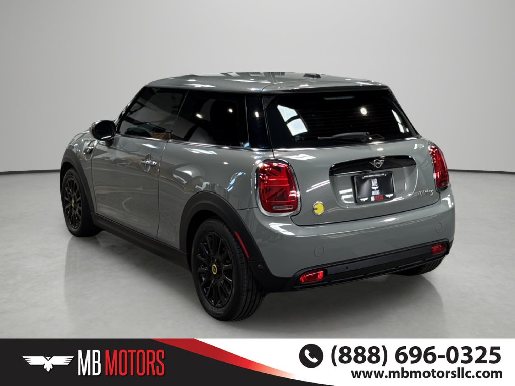 Used 2023 MINI Electric Hardtop 2 Door Base Hatchback