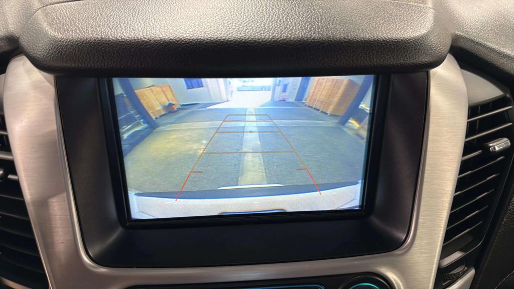 2020 GMC Yukon SLE - Photo 27
