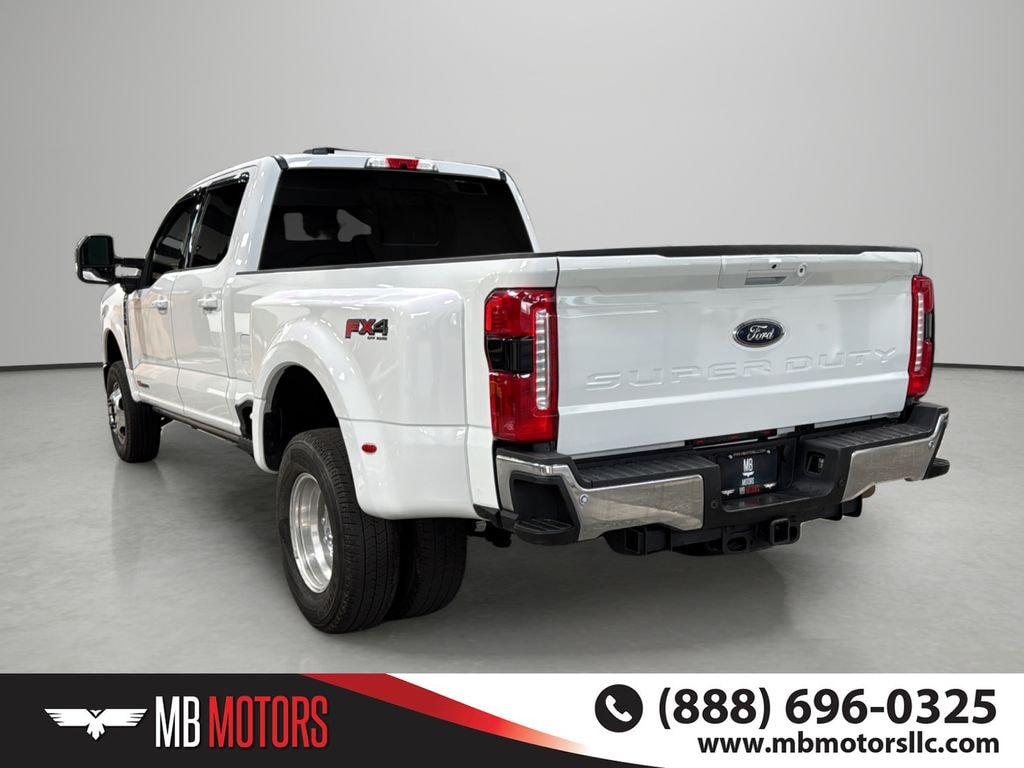 Used 2025 Ford F-350SD Lariat Truck