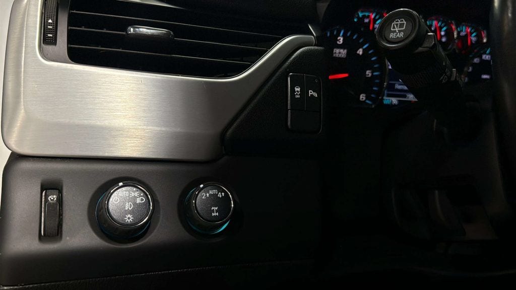 2020 GMC Yukon SLE - Photo 34