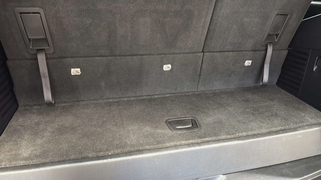 2020 GMC Yukon SLE - Photo 7