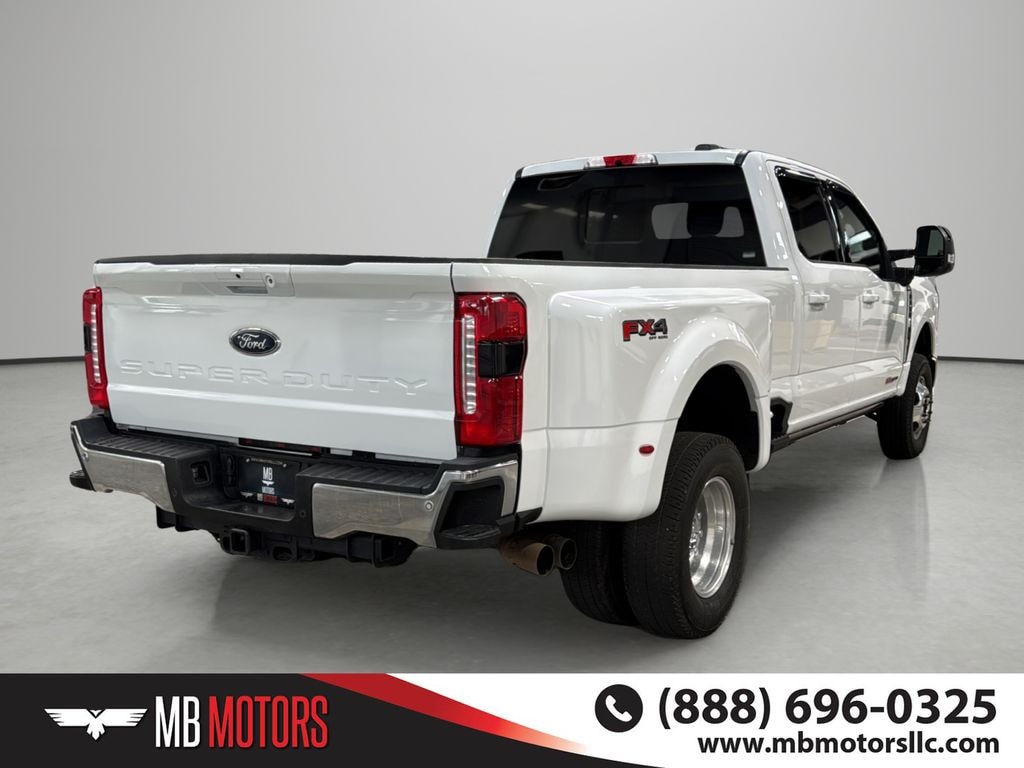 Used 2025 Ford F-350SD Lariat Truck