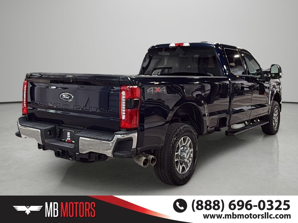 Used 2025 Ford F-350SD Lariat Truck