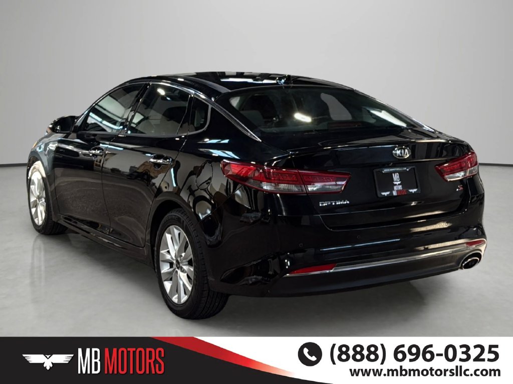 Used 2018 Kia Optima S Sedan
