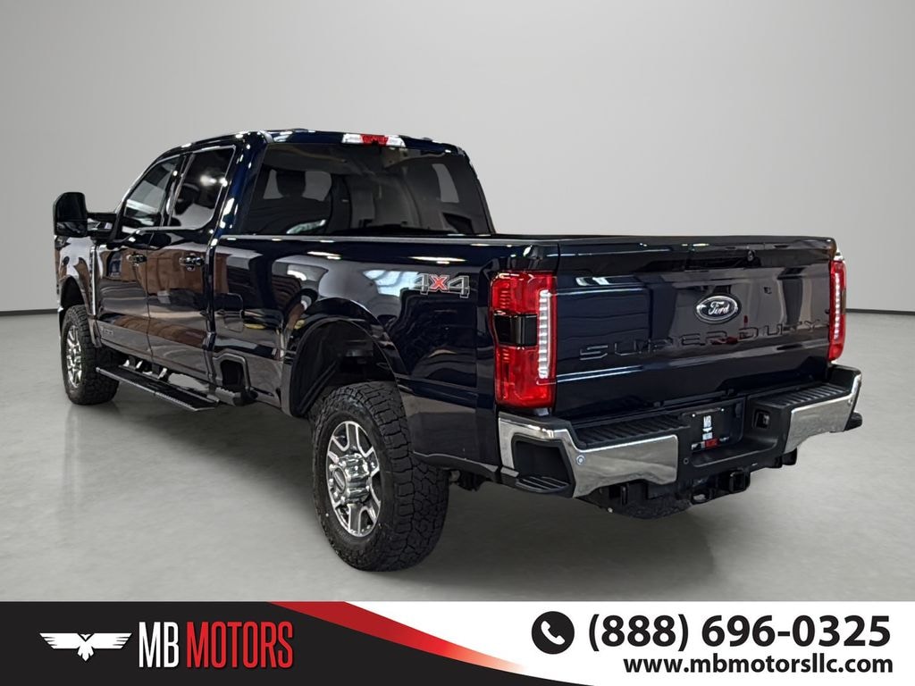 Used 2025 Ford F-350SD Lariat Truck