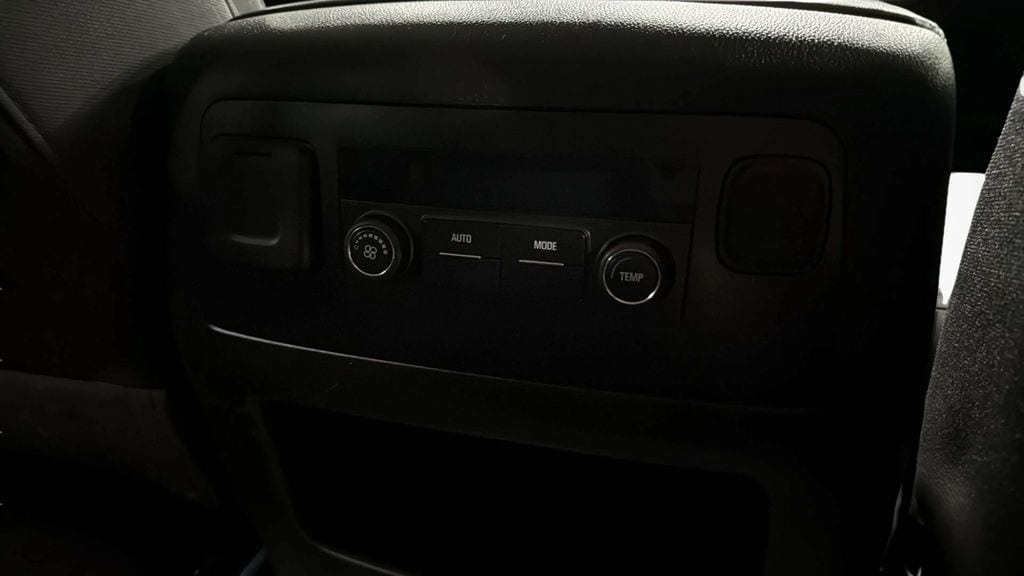 2020 GMC Yukon SLE - Photo 15