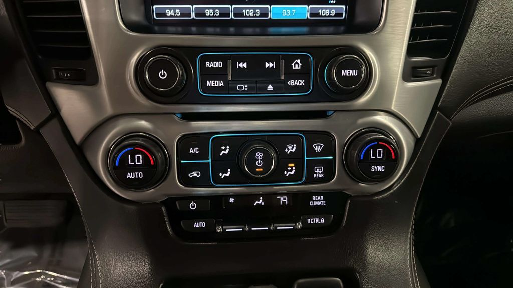 2020 GMC Yukon SLE - Photo 29