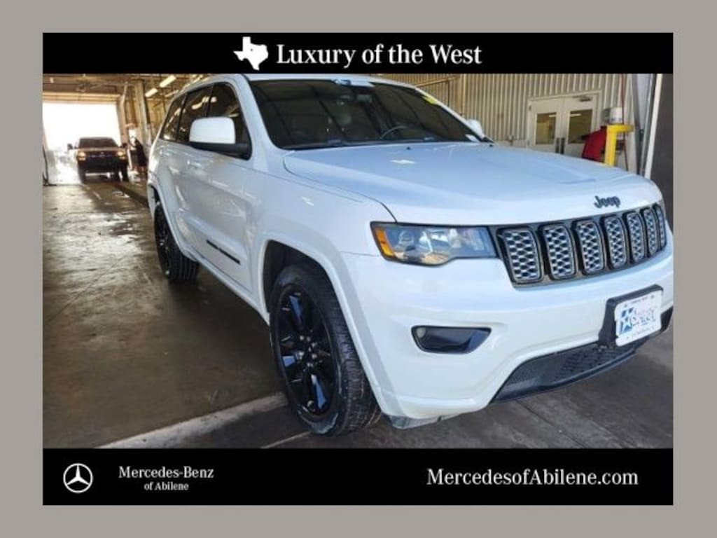 Used 2018 Jeep Grand Cherokee Laredo 4x4 SUV