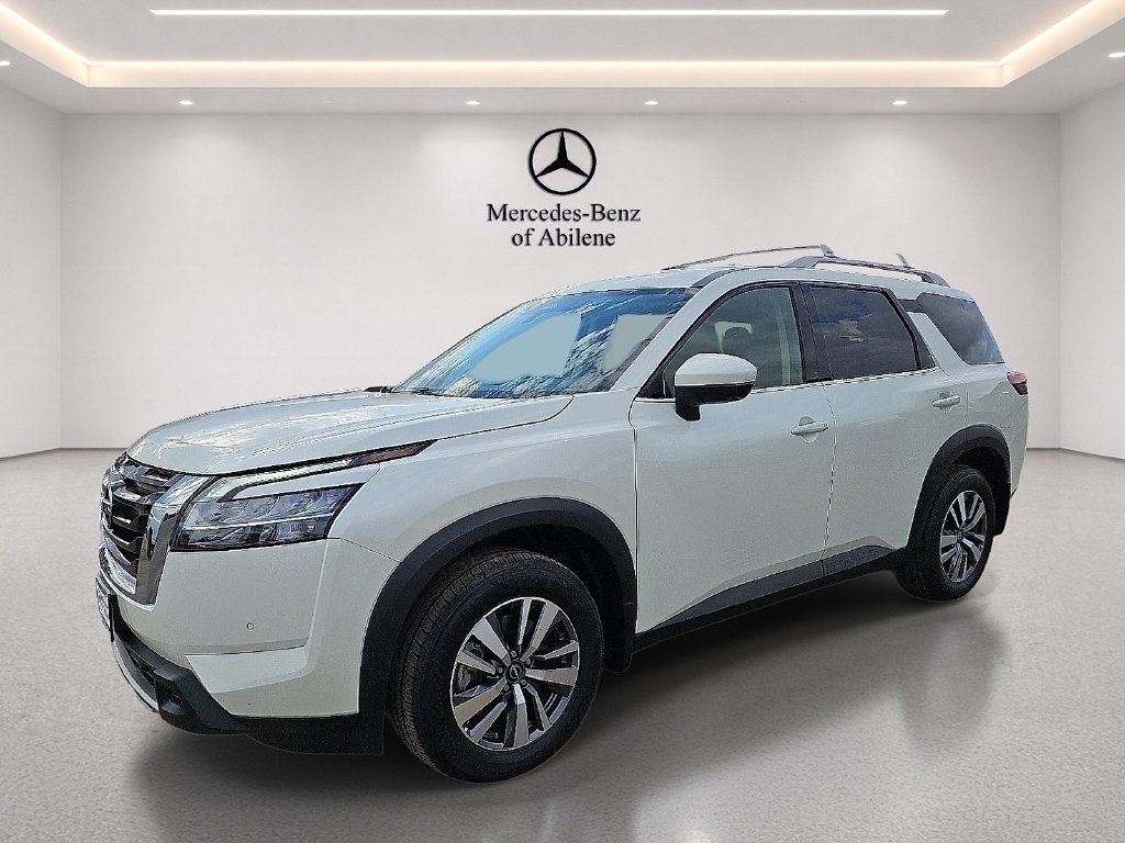 Used 2024 Nissan Pathfinder SL SUV