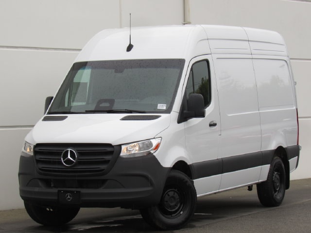 2025 Mercedes-Benz Sprinter Cargo Van Base